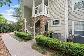 232 Edinburgh CT #232, Alpharetta, GA 30004