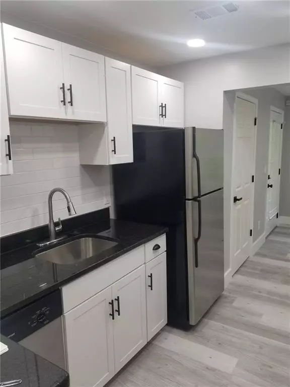 Peachtree Corners, GA 30092,601 Peachtree Forest AVE