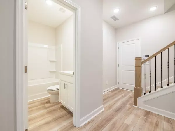 Kennesaw, GA 30144,1956 Deco DR