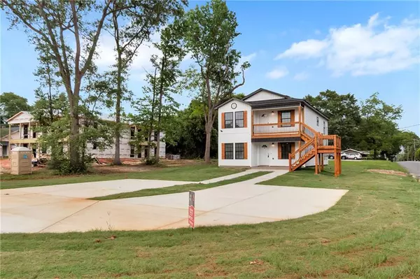 Fort Valley, GA 31030,703 Carver DR