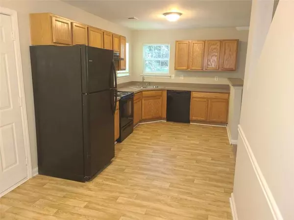 Atlanta, GA 30331,3680 Boulder Park DR