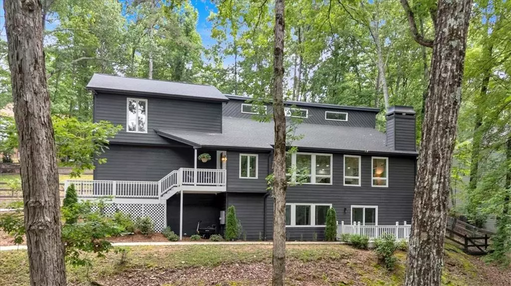 510 Watergate CT, Roswell, GA 30076