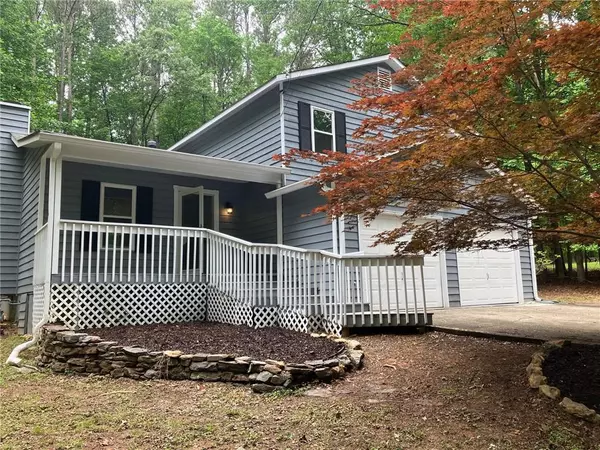 486 Victoria RD, Woodstock, GA 30189