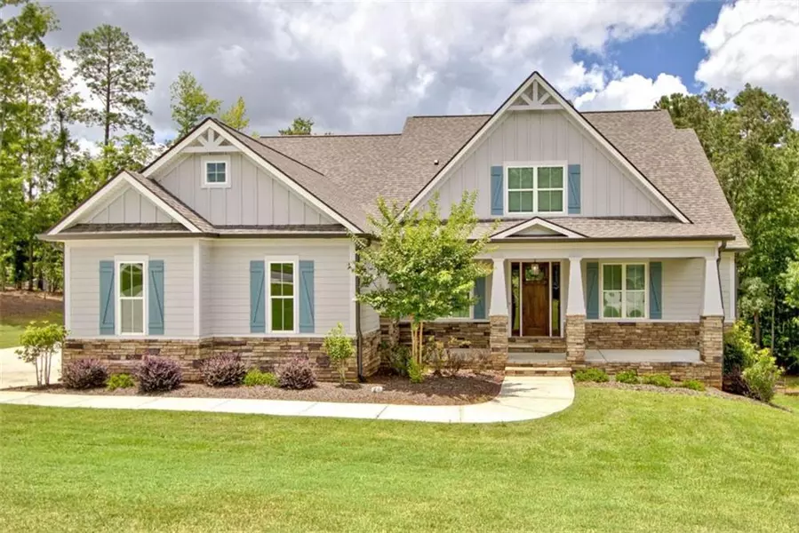 110 Lapis Lake Point, Fayetteville, GA 30215
