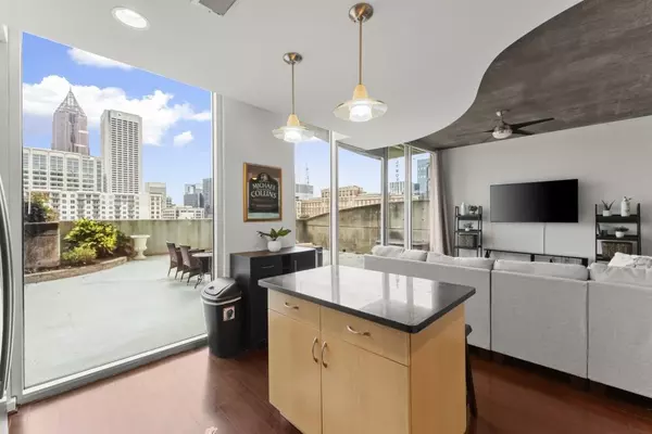 Atlanta, GA 30308,860 Peachtree ST NE #712