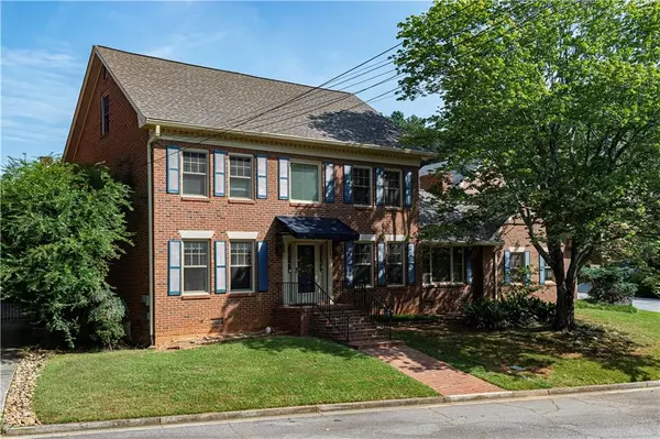 3165 Henderson WALK, Atlanta, GA 30340