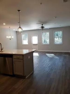 Marietta, GA 30062,1044 Broadview DR