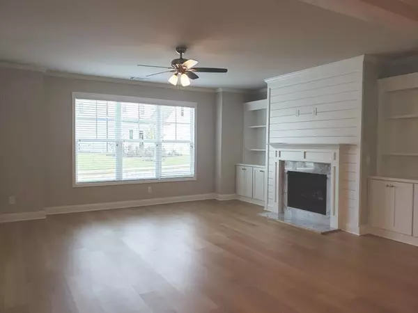 Flowery Branch, GA 30542,5192 Parkwood DR