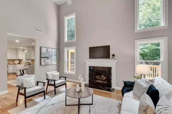 Decatur, GA 30033,1410 Crescent WALK