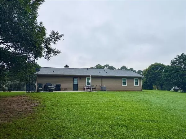 Loganville, GA 30052,2035 Gum Creek LN