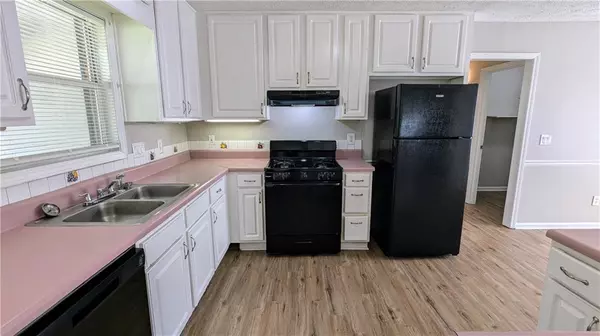 Stockbridge, GA 30281,225 Hillandale DR