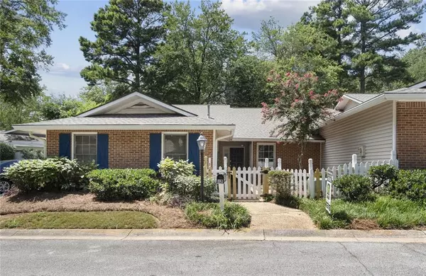 12 WATERFORD CT, Atlanta, GA 30328