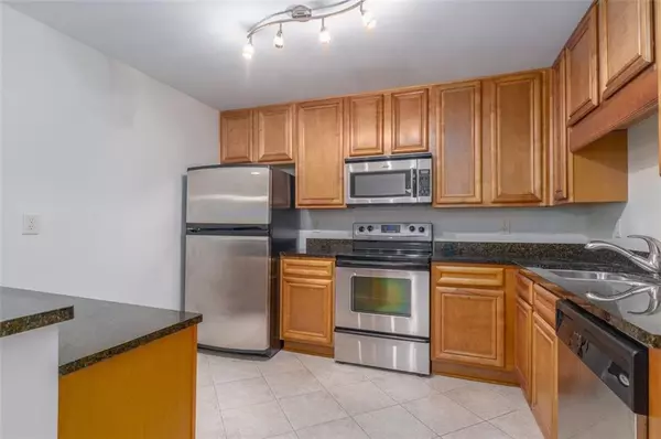Atlanta, GA 30319,1468 BRIARWOOD RD NE #1304