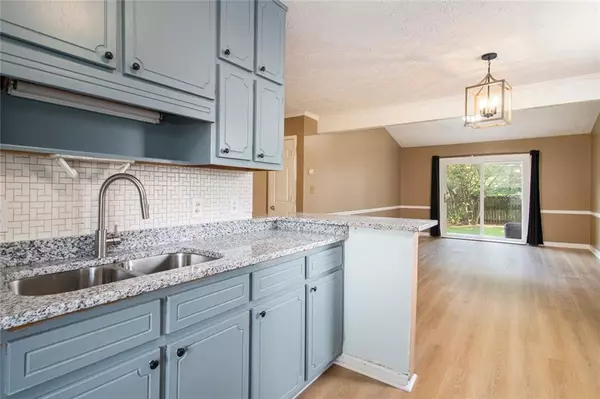 Riverdale, GA 30274,8219 Canyon Forge DR