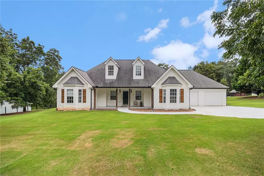 1626 Social Circle Fairplay RD, Social Circle, GA 30025