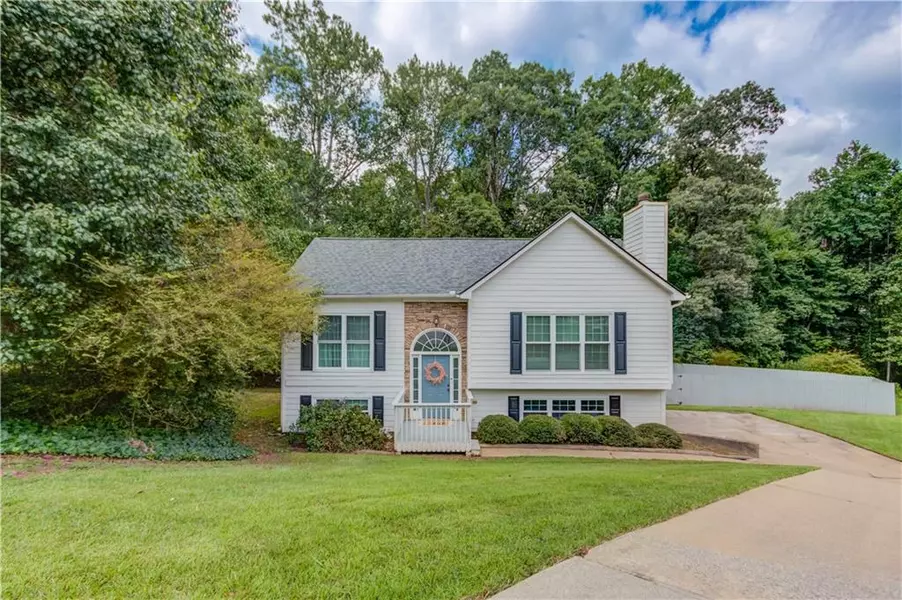 1925 Hampton Creek LN, Hoschton, GA 30548