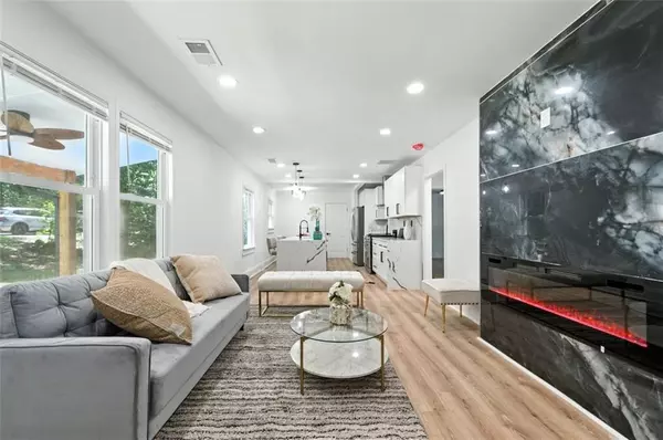 Atlanta, GA 30315,184 MEADOR WAY SE