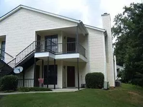 551 Windchase LN, Stone Mountain, GA 30083