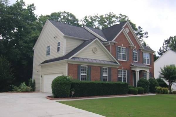 565 Midhurst PL, Suwanee, GA 30024