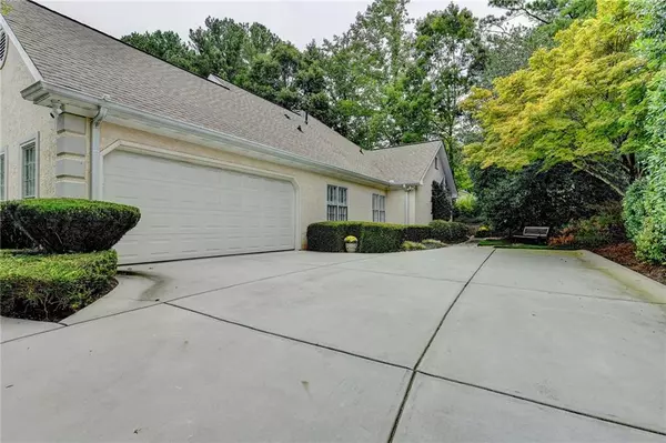 Johns Creek, GA 30022,5700 Grove Point RD