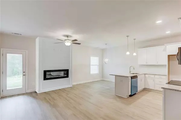 Lula, GA 30554,6330 Pine Ridge Point PT