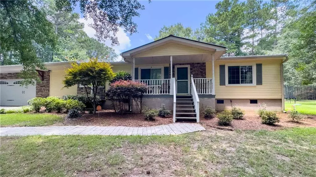 90 Howard RD, Senoia, GA 30276
