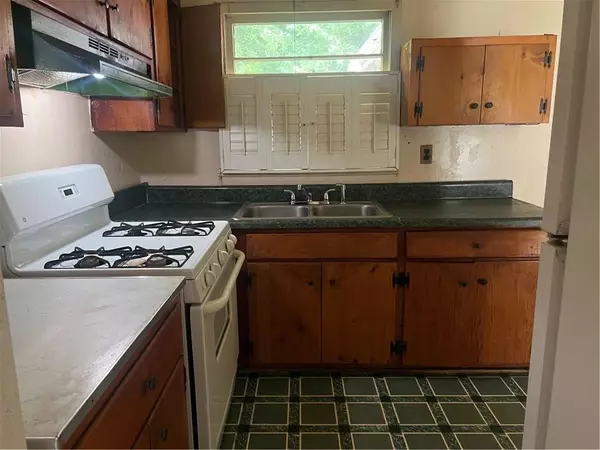 Atlanta, GA 30318,2593 Santa Barbara DR NW