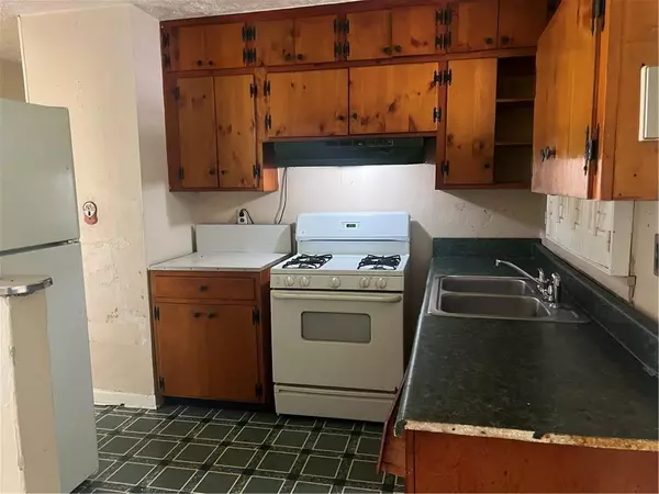 Atlanta, GA 30318,2593 Santa Barbara DR NW