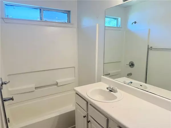 Decatur, GA 30035,2502 Walden Lake DR