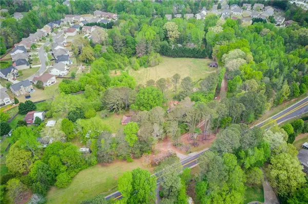 5702 Castleberry RD, Cumming, GA 30040