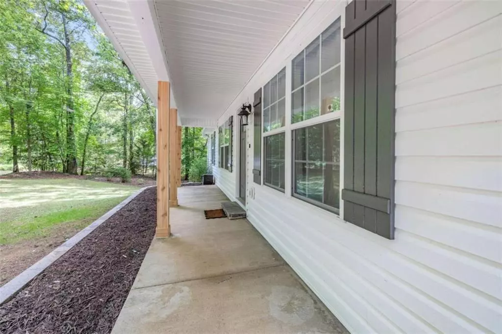 Cleveland, GA 30528,148 Hiawatha Hills RD