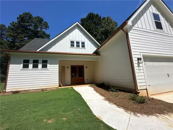 3449 Oak DR, Lawrenceville, GA 30044