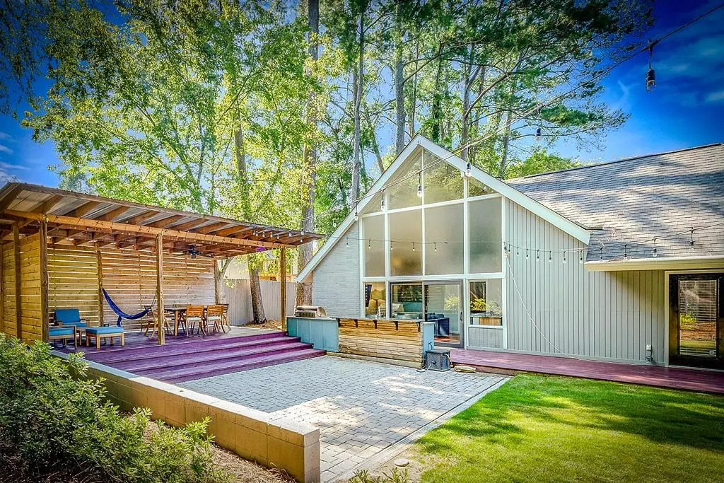Atlanta, GA 30342,235 Hillside DR NW