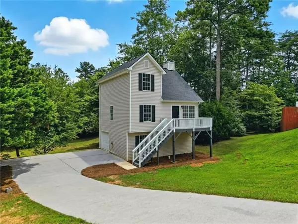 16 Oak Grove CT, Adairsville, GA 30103