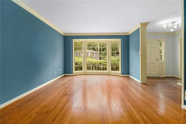 Atlanta, GA 30341,1865 Queens WAY