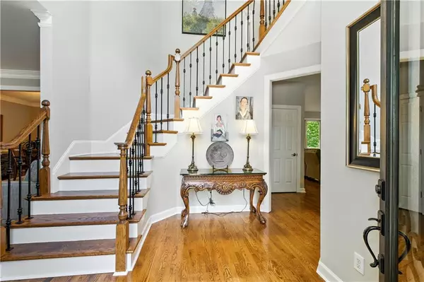 Sugar Hill, GA 30518,489 Emerald Lake LN