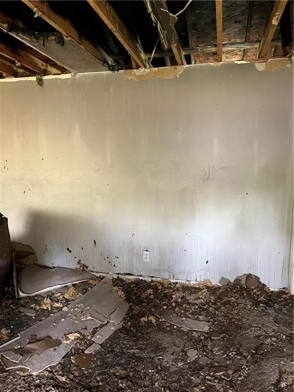 Riverdale, GA 30296,2454 West RD