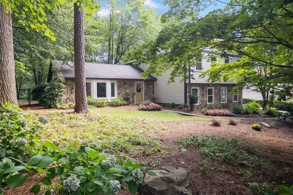 Roswell, GA 30075,4989 KINGS WOOD DR NE