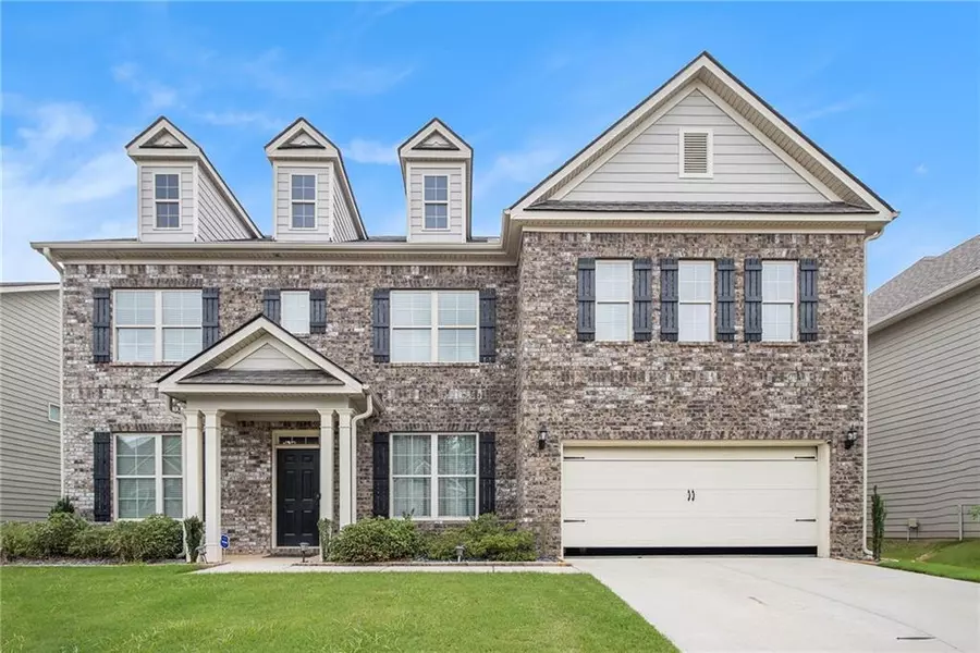 75 Fanleaf DR, Fairburn, GA 30213