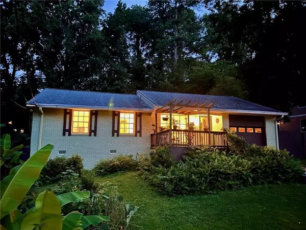 3291 Shady Oak DR, Atlanta, GA 30340