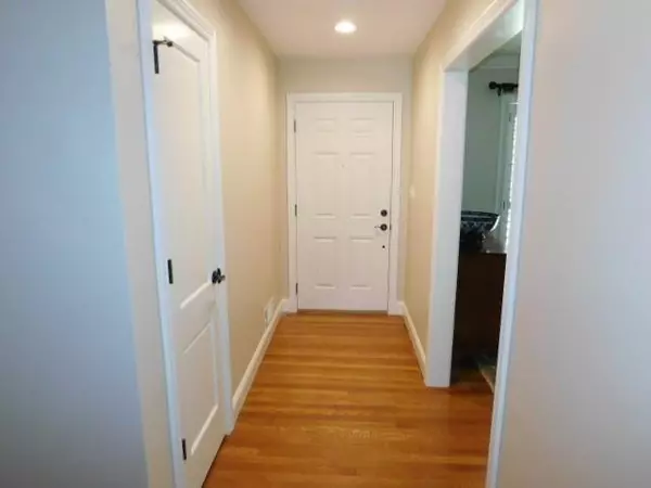 Atlanta, GA 30328,5805 Pine Brook RD