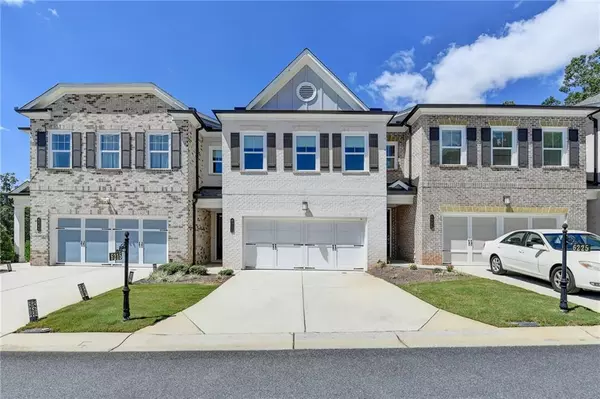 6215 MERRILL VIEW LN, Alpharetta, GA 30004