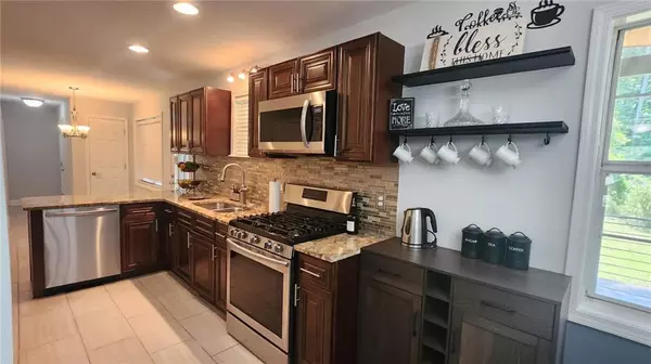 Kennesaw, GA 30144,2133 Lindley LN NW