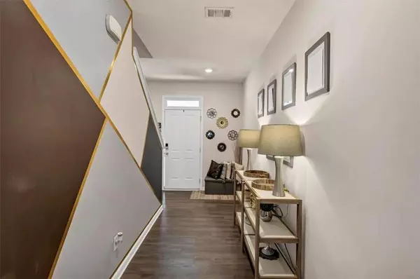 Atlanta, GA 30349,3737 MAKEOVER CT