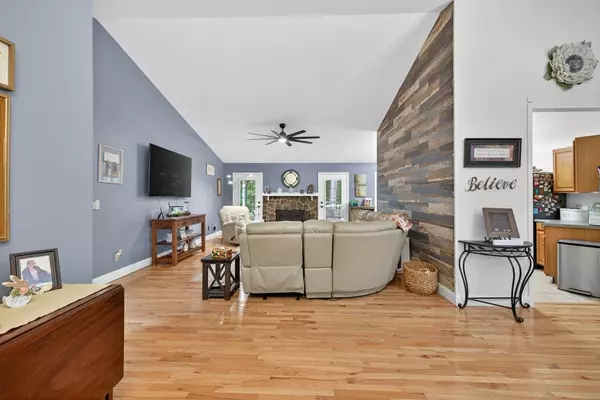 Blairsville, GA 30512,372 Havenwood RD