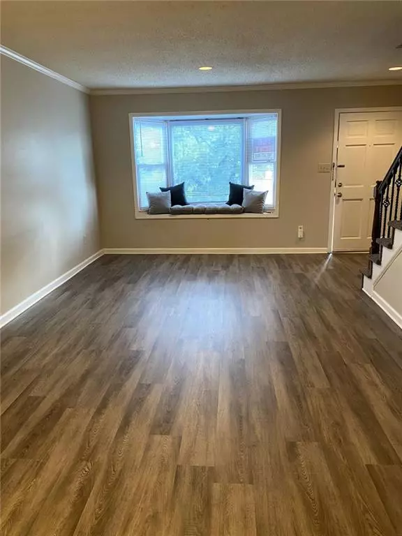 Athens, GA 30606,550 Dearing Street #30