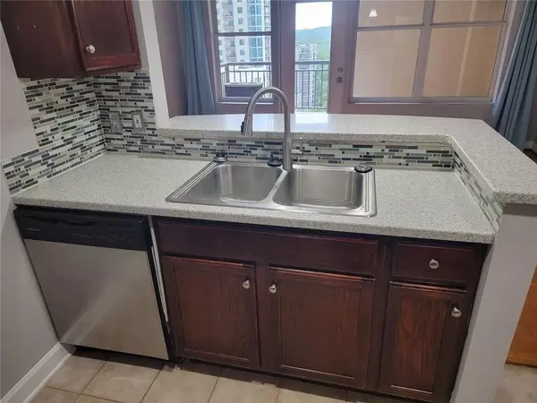 Atlanta, GA 30309,1101 Juniper Street Northeast ST NE #1018
