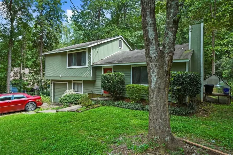 6774 Timbers East DR, Lithonia, GA 30058