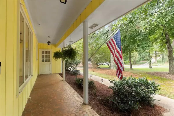 Roswell, GA 30075,905 Hunterhill DR