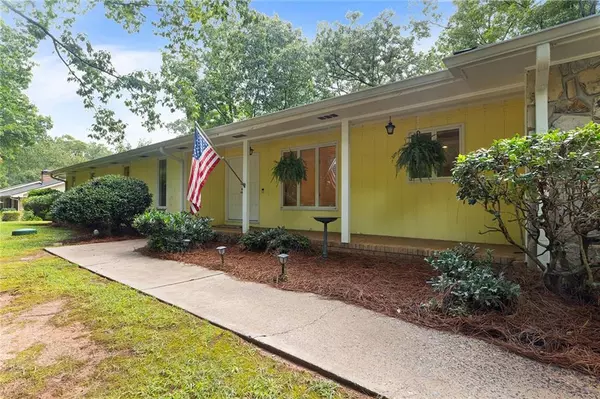 Roswell, GA 30075,905 Hunterhill DR